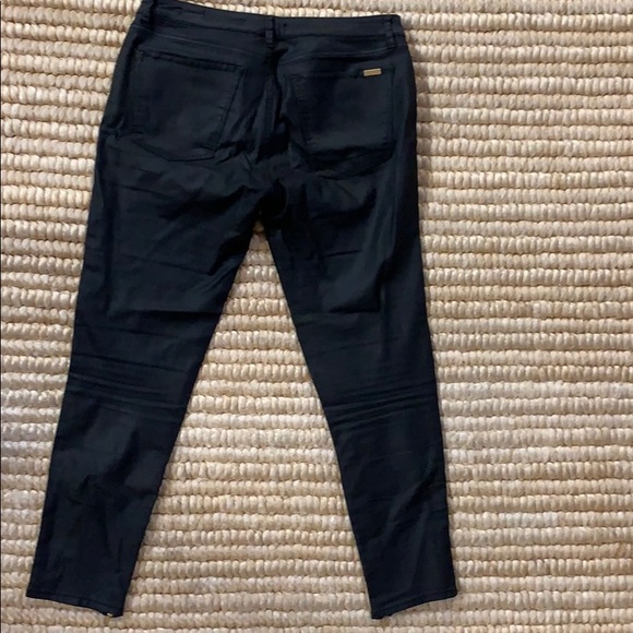 Zara Woman slim fit coated zipper black denim pant - Picture 6 of 8